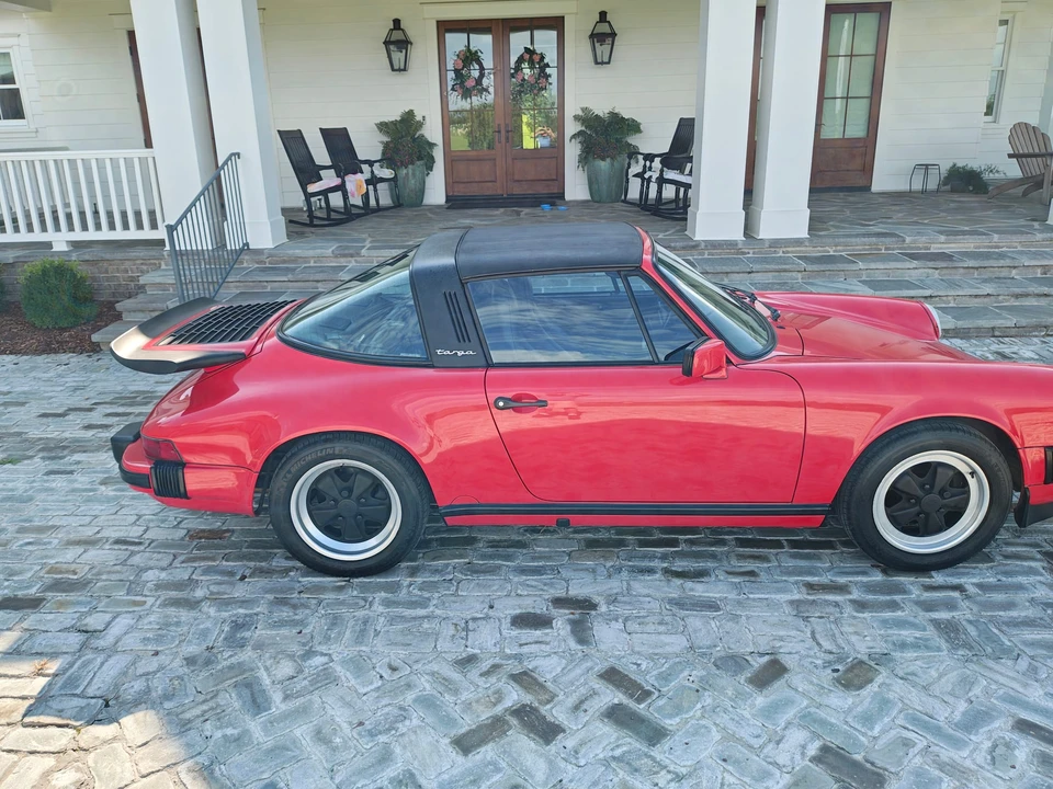 1988 Porsche 911 Carrera 3.2 - Image 19 of 31