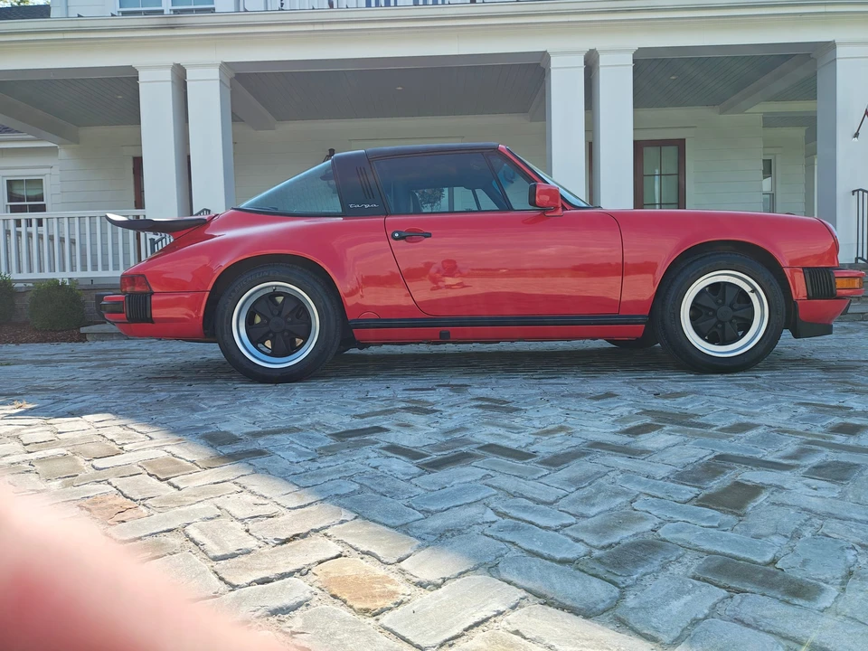 1988 Porsche 911 Carrera 3.2 - Image 16 of 31