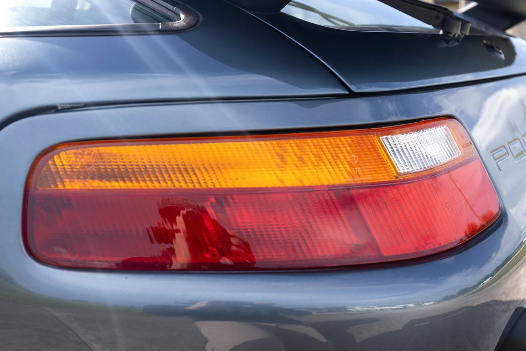 1988 Porsche 928 S4 - Image 22 of 31