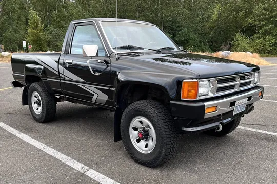 1988 Toyota Pickup 4×4 5-Speed