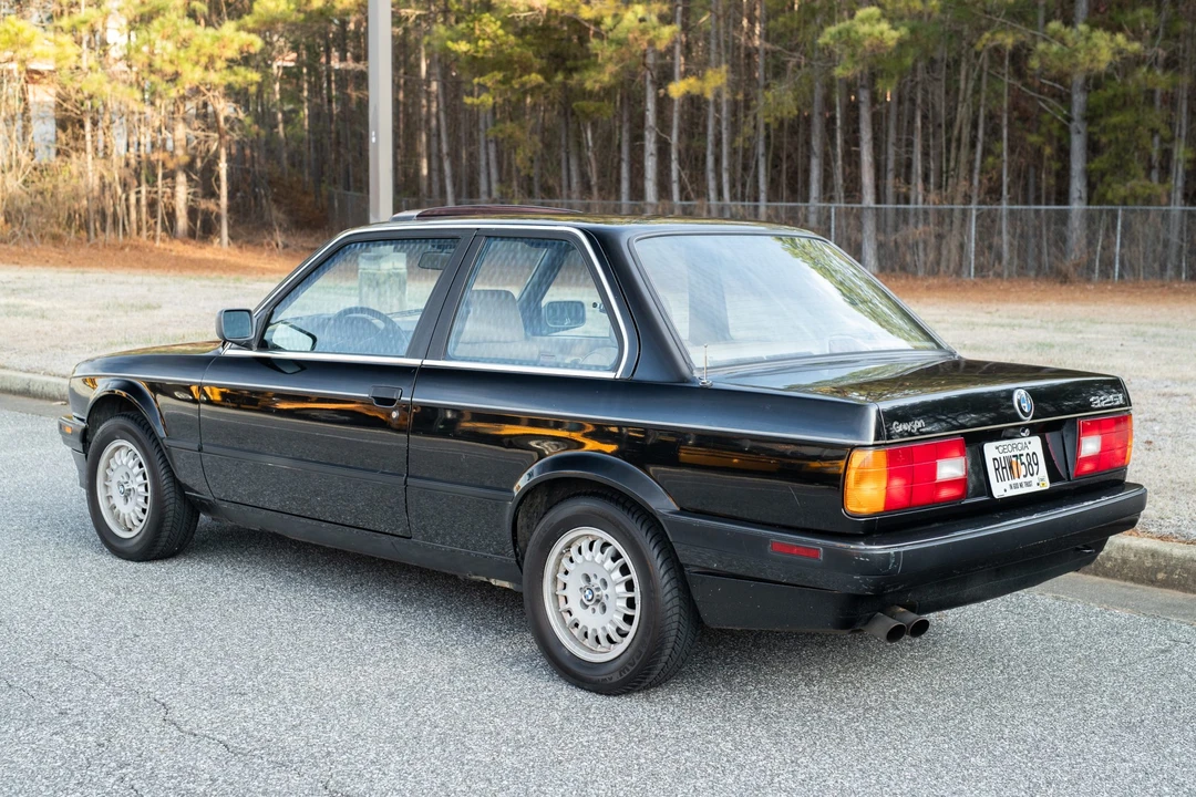 1989 BMW E30 3 Series - Image 8 of 31