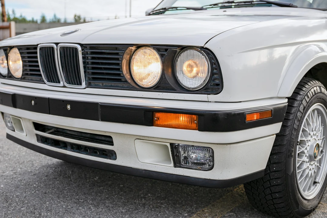 1989 BMW E30 3 Series - Image 13 of 31