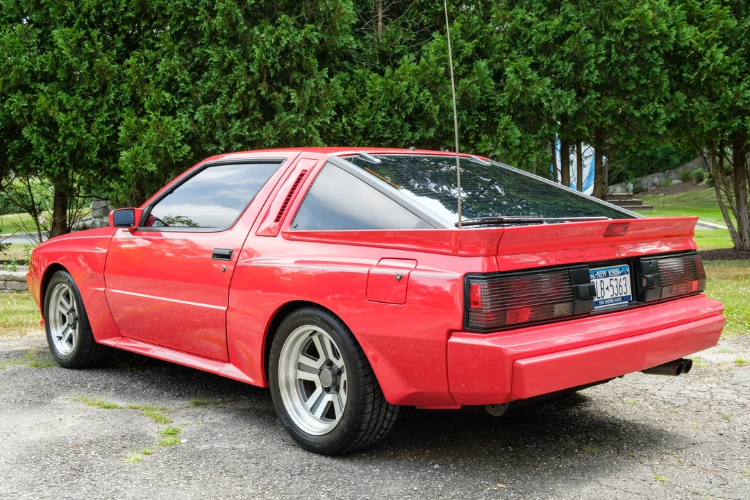 1989 Chrysler Conquest - Image 11 of 31