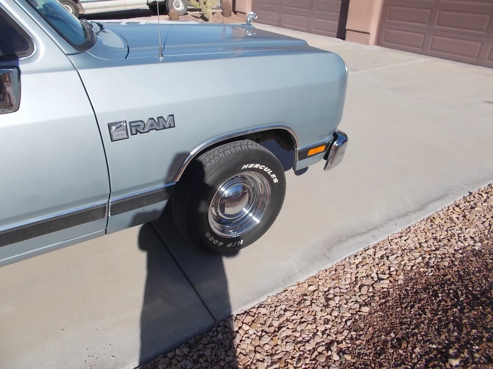 1989 Dodge Ram 1st Gen - Image 28 of 31