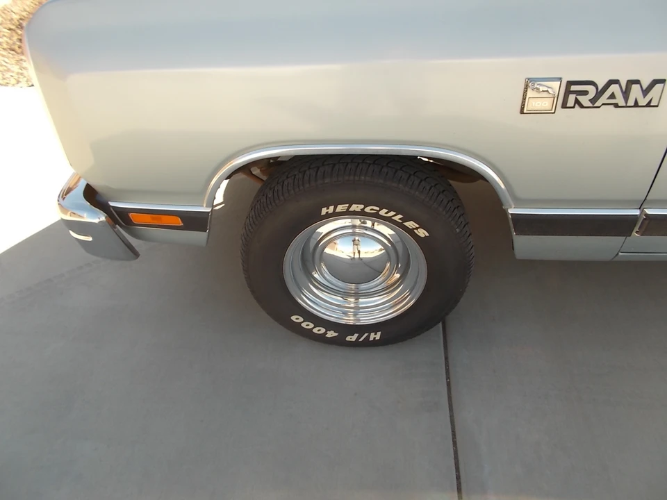 1989 Dodge Ram 1st Gen - Image 10 of 31