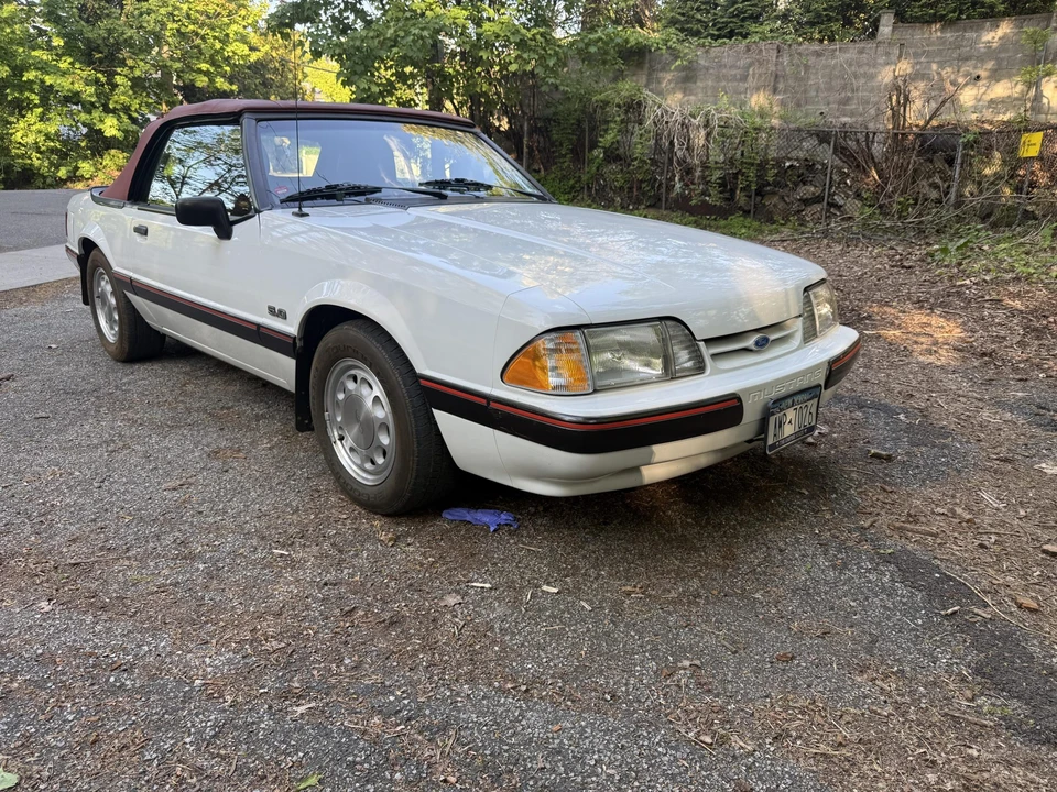 1989 Ford Mustang 3rd Gen - Image 17 of 31