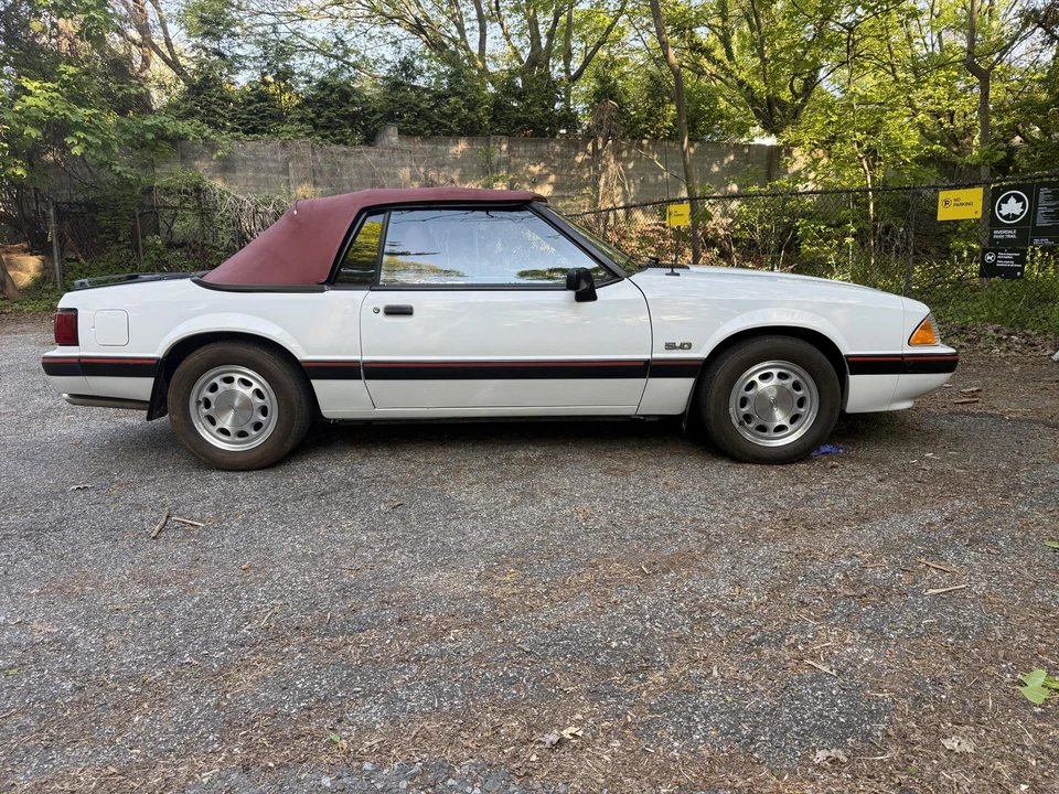 1989 Ford Mustang 3rd Gen - Image 16 of 31