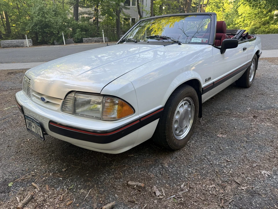 1989 Ford Mustang 3rd Gen - Image 2 of 31