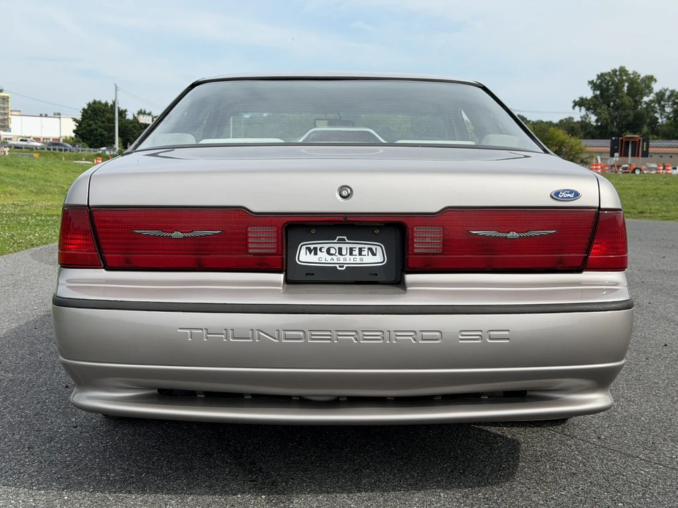 1989 Ford Thunderbird 10th Gen - Image 12 of 31