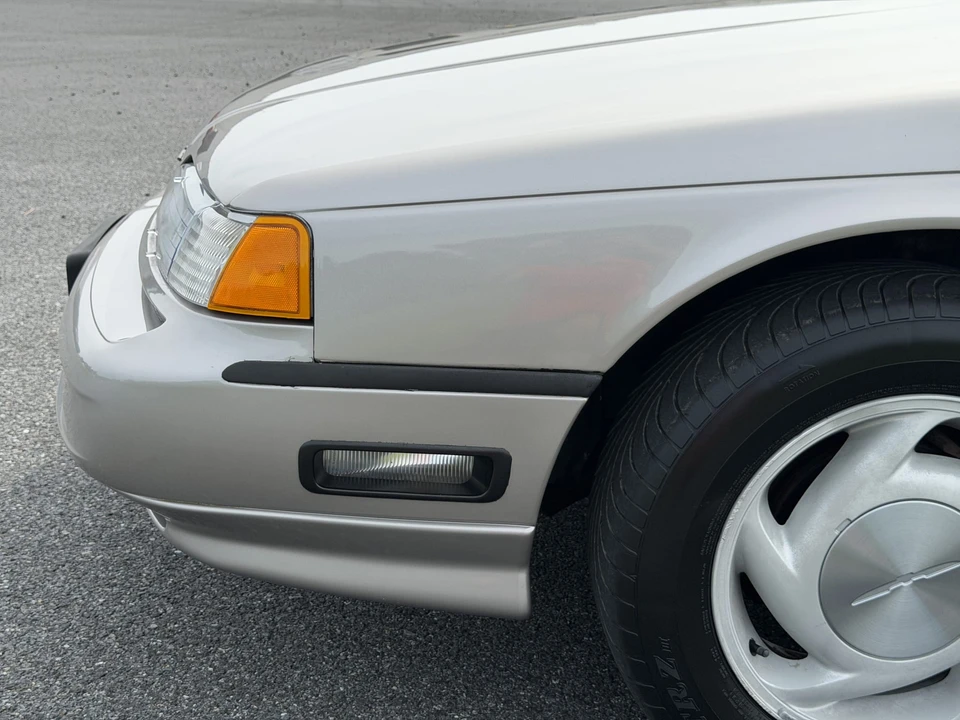 1989 Ford Thunderbird 10th Gen - Image 29 of 31
