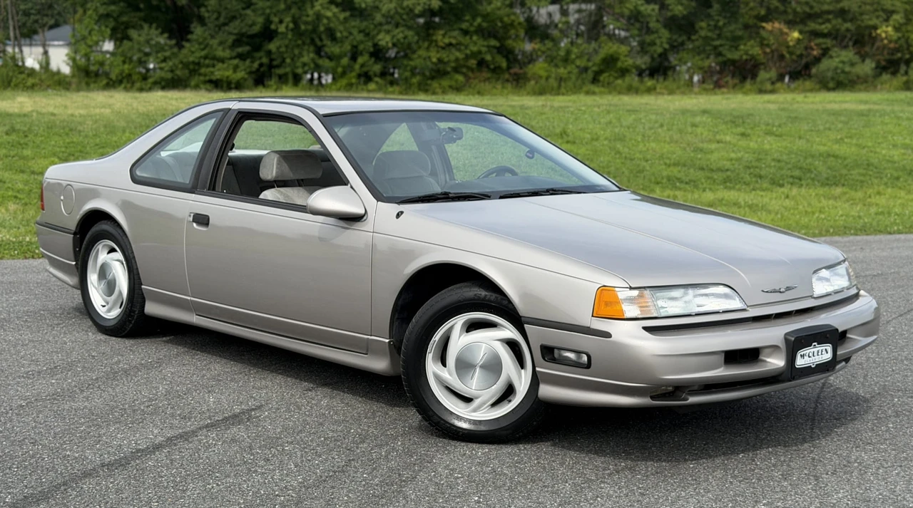 1989 Ford Thunderbird 10th Gen - Image 7 of 31