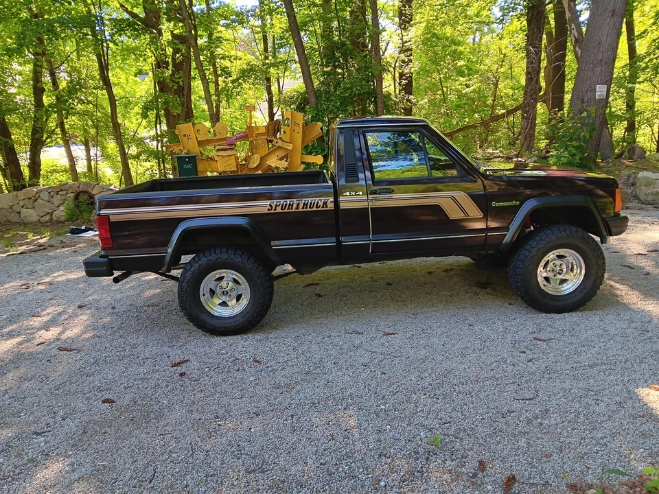 1989 Jeep Comanche - Image 9 of 31