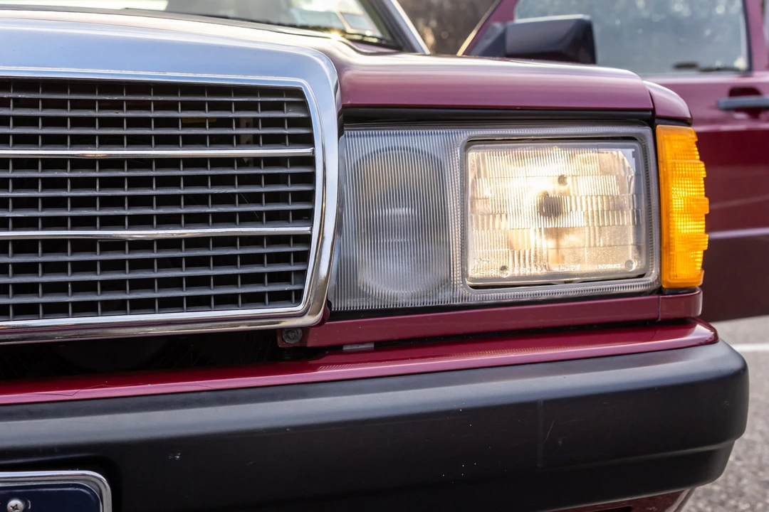 1989 Mercedes-Benz 190E - Image 10 of 31