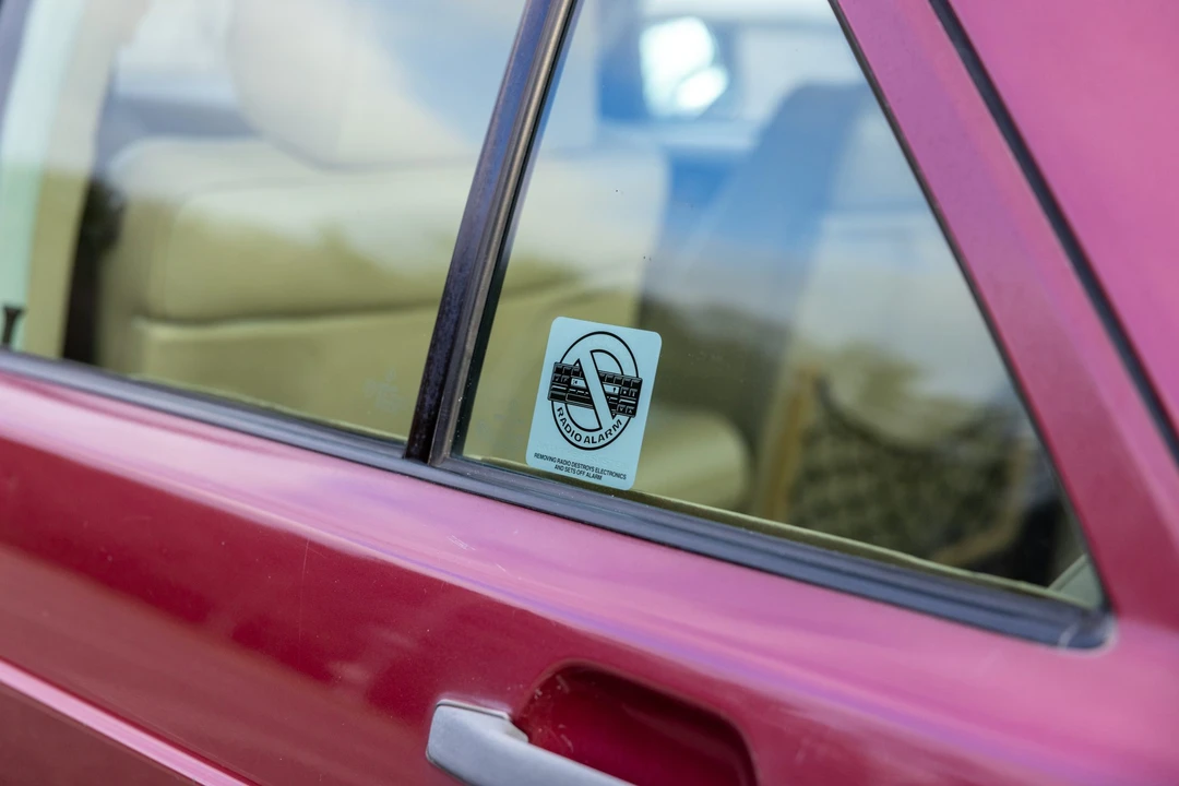 1989 Mercedes-Benz 190E - Image 28 of 31