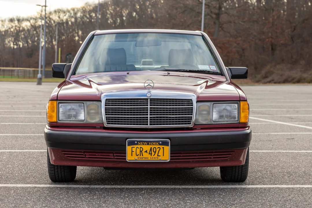 1989 Mercedes-Benz 190E - Image 2 of 31