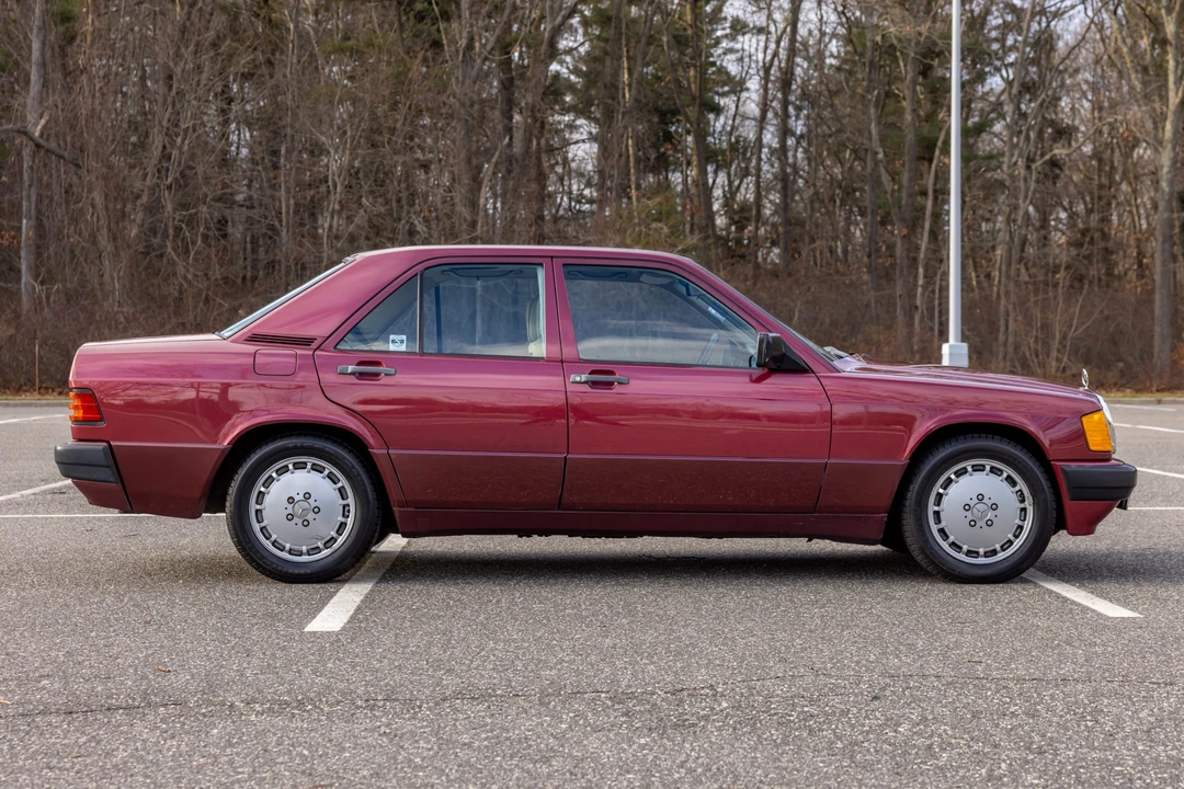 1989 Mercedes-Benz 190E - Image 4 of 31