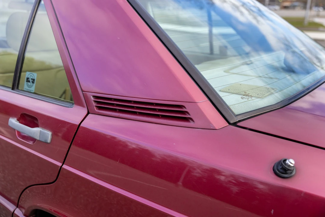 1989 Mercedes-Benz 190E - Image 29 of 31