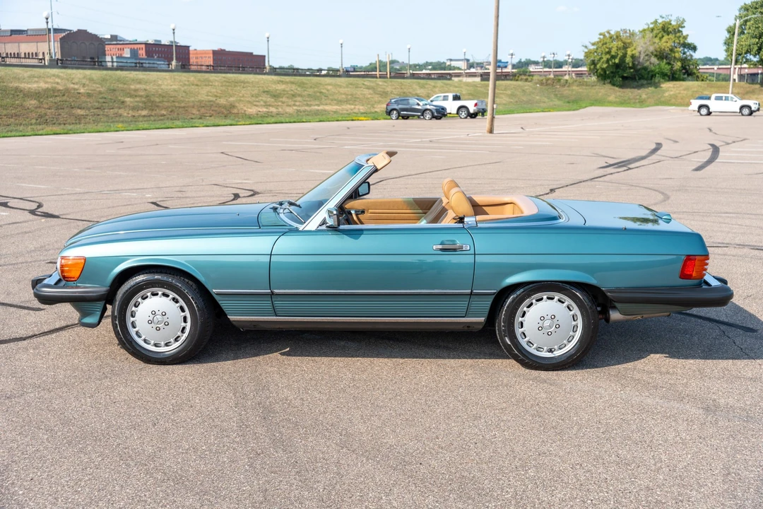 1989 Mercedes-Benz R107 SL-Class - Image 9 of 31