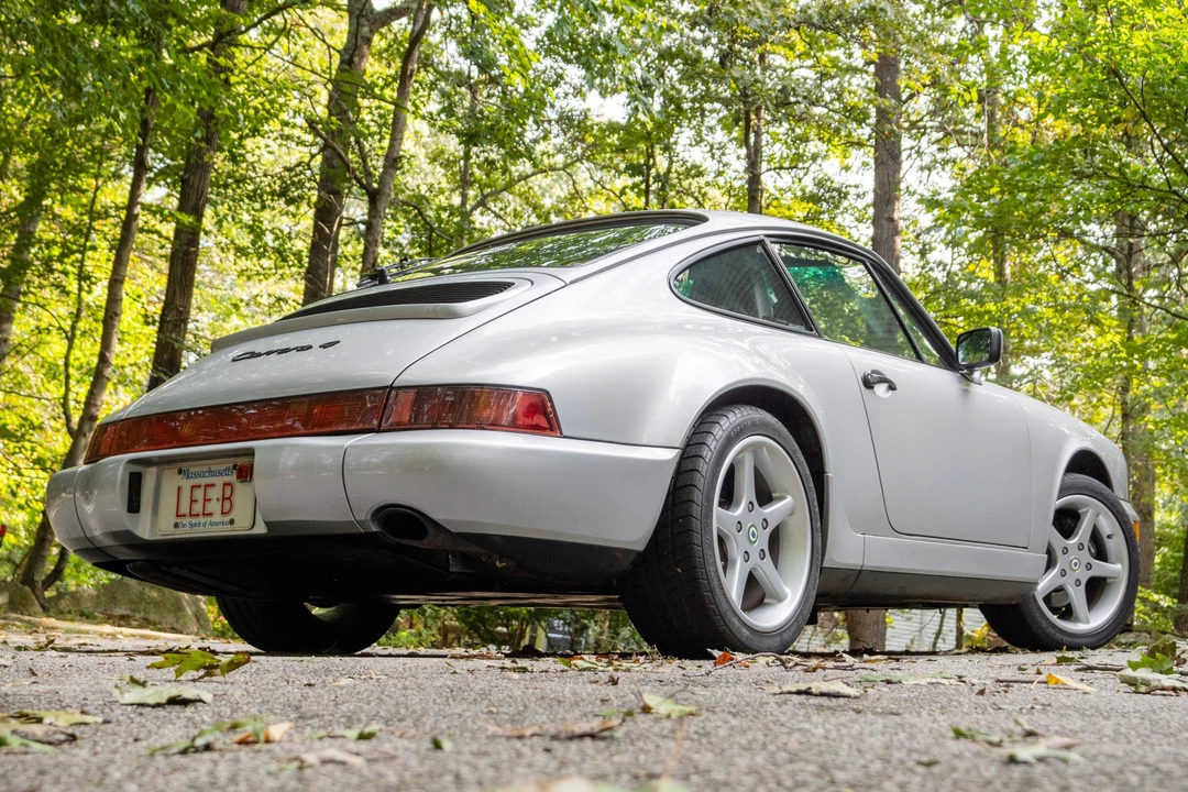 1989 Porsche 964 Carrera 4 - Image 6 of 31