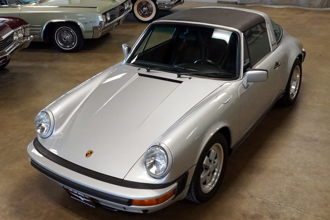 1989 Porsche 911 Carrera 3.2 - Image 15 of 31
