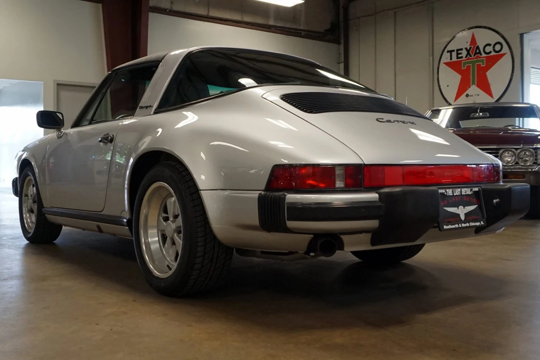 1989 Porsche 911 Carrera 3.2 - Image 12 of 31
