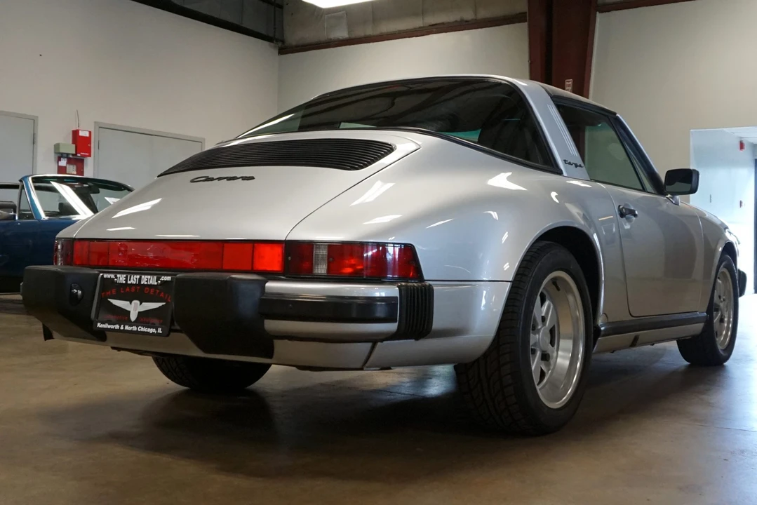 1989 Porsche 911 Carrera 3.2 - Image 6 of 31