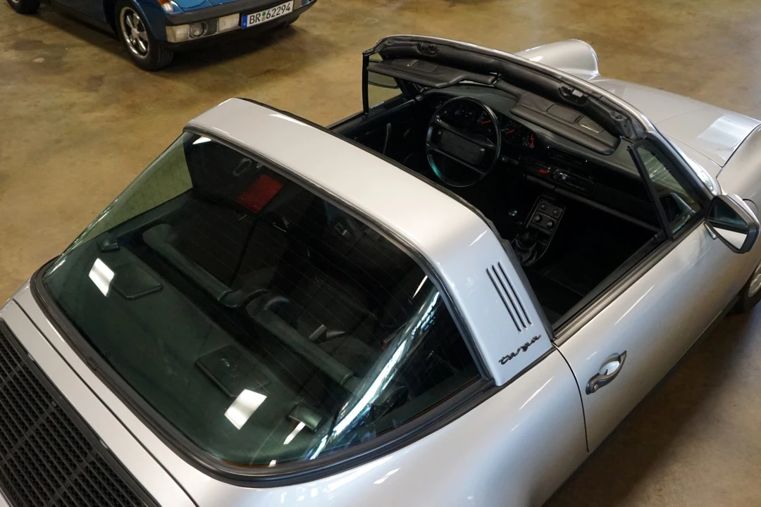 1989 Porsche 911 Carrera 3.2 - Image 27 of 31