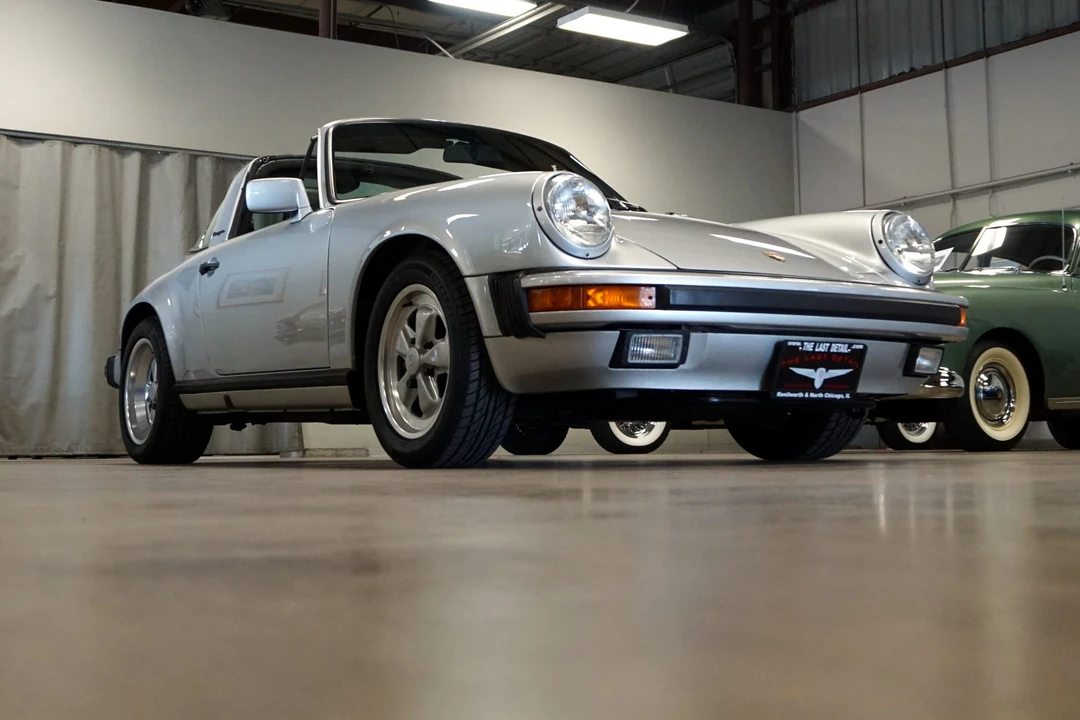 1989 Porsche 911 Carrera 3.2 - Image 2 of 31
