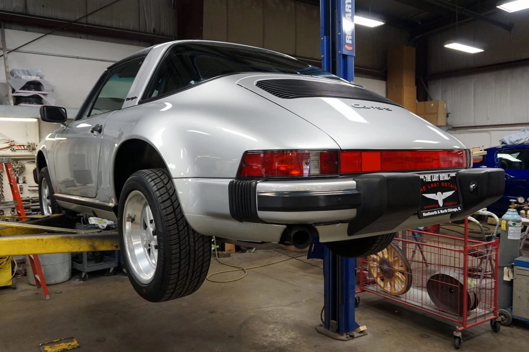 1989 Porsche 911 Carrera 3.2 - Image 17 of 31