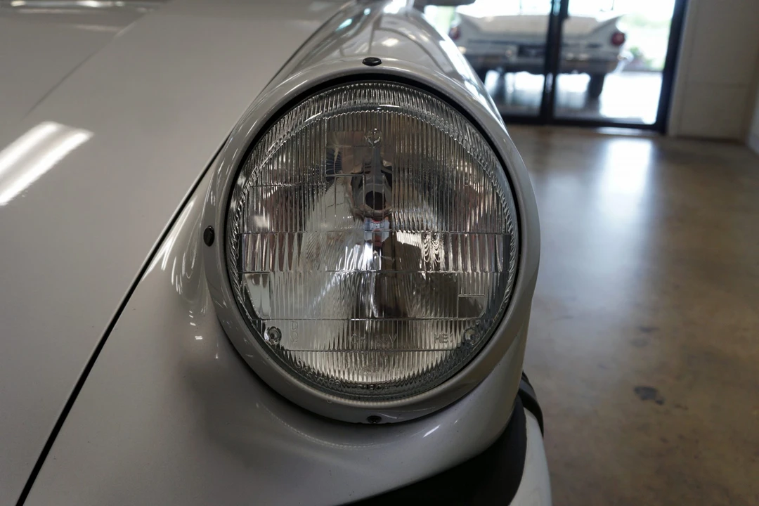 1989 Porsche 911 Carrera 3.2 - Image 23 of 31