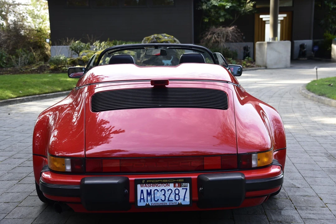 1989 Porsche 911 Carrera 3.2 - Image 21 of 31