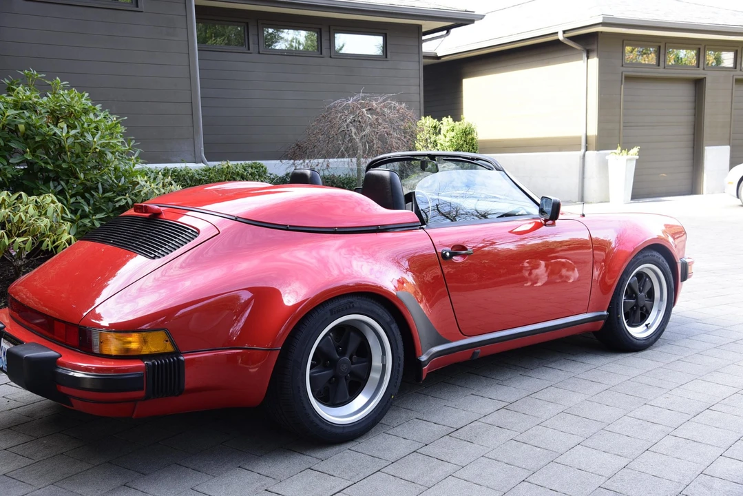 1989 Porsche 911 Carrera 3.2 - Image 17 of 31