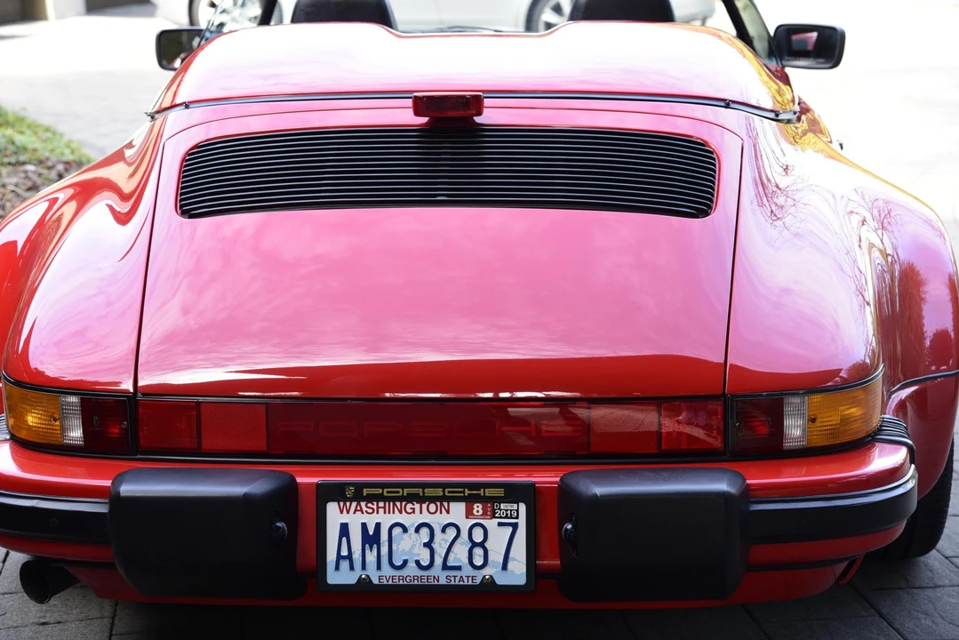 1989 Porsche 911 Carrera 3.2 - Image 29 of 31