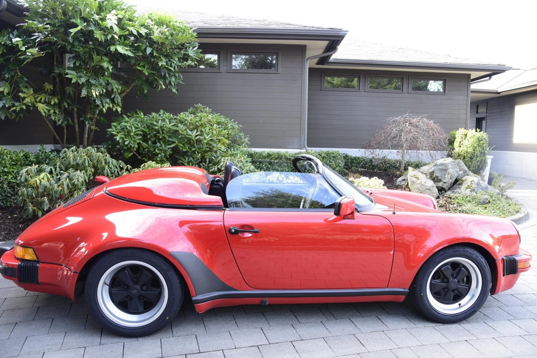 1989 Porsche 911 Carrera 3.2 - Image 16 of 31
