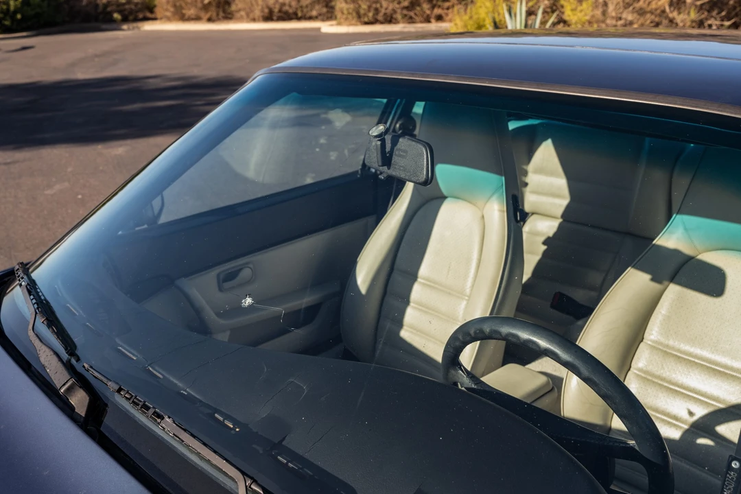 1989 Porsche 944 - Image 27 of 31
