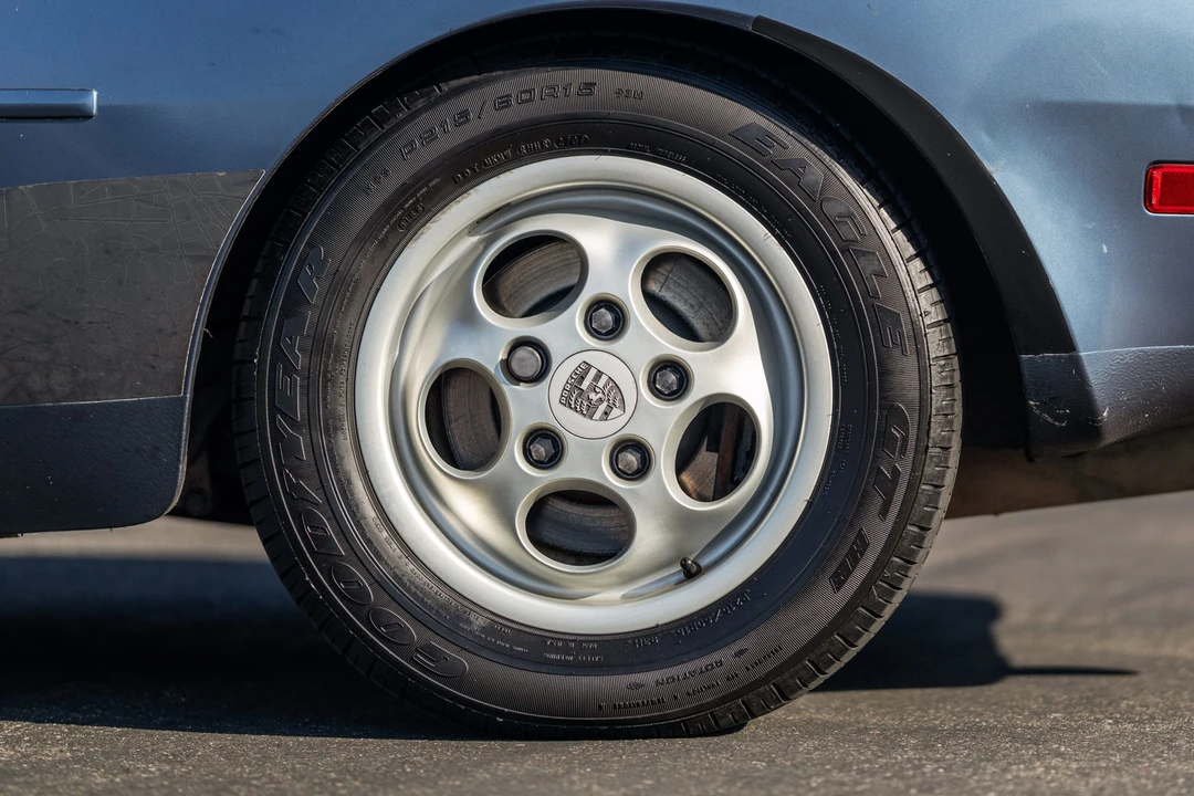 1989 Porsche 944 - Image 30 of 31