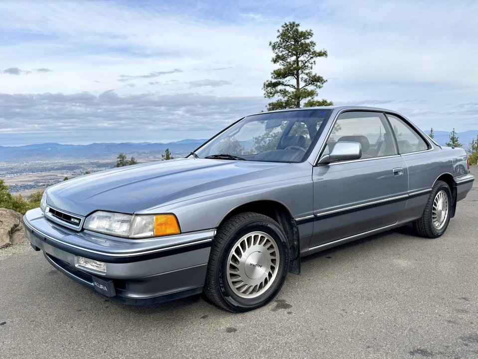 1990 Acura Legend 1st Gen - Image 5 of 31