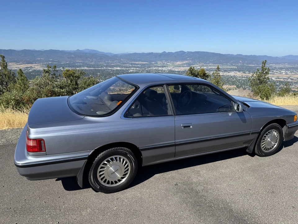 1990 Acura Legend 1st Gen - Image 20 of 31