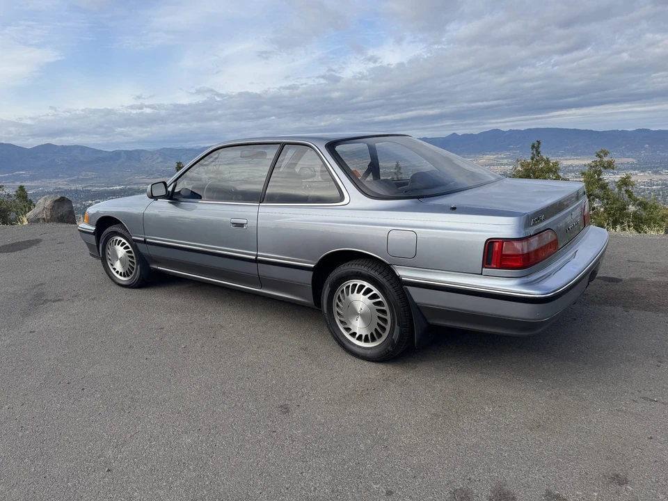 1990 Acura Legend 1st Gen - Image 12 of 31