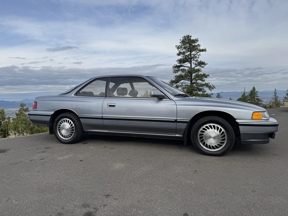 1990 Acura Legend 1st Gen - Image 26 of 31