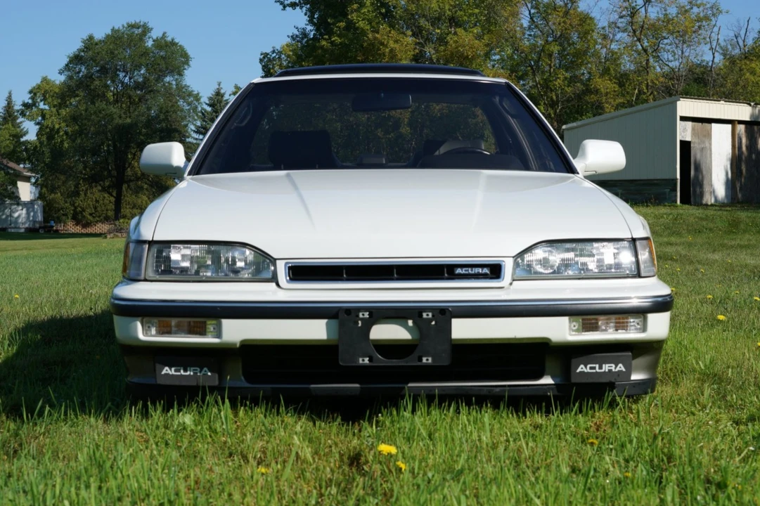 1990 Acura Legend 1st Gen - Image 5 of 31