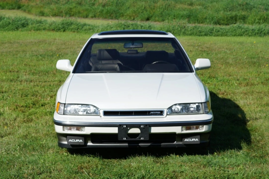 1990 Acura Legend 1st Gen - Image 4 of 31