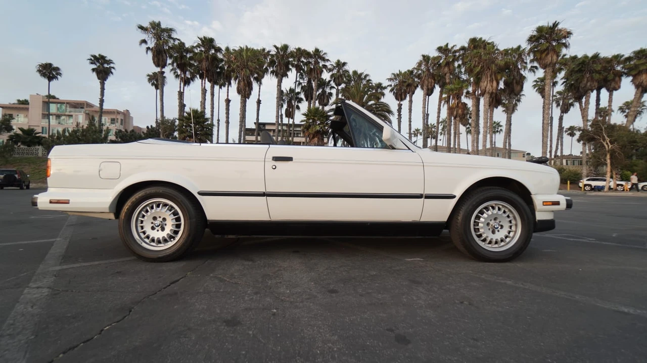 1990 BMW E30 3 Series - Image 28 of 31