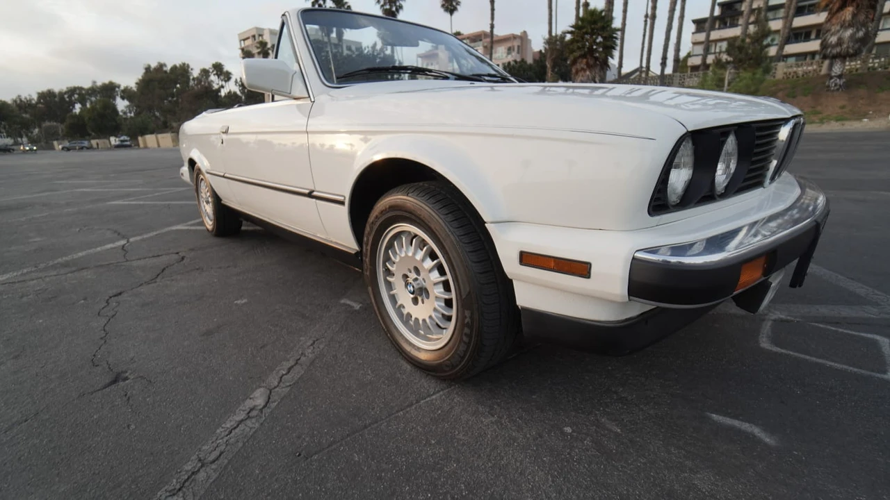 1990 BMW E30 3 Series - Image 24 of 31