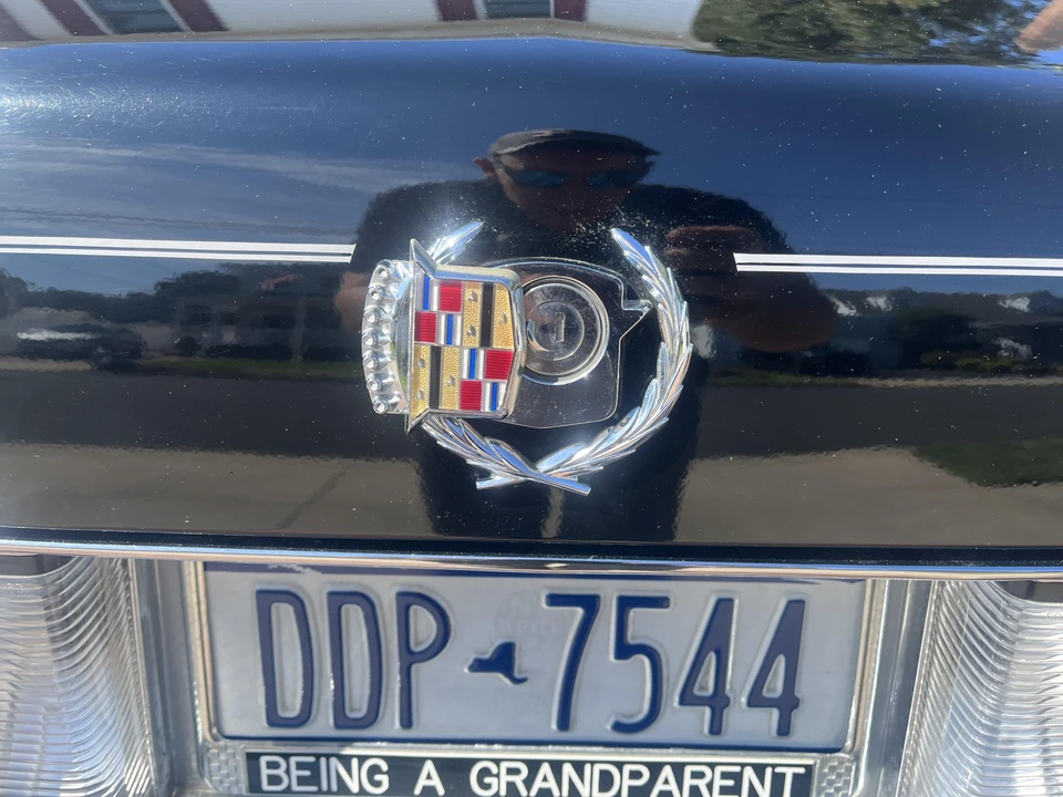 1990 Cadillac Fleetwood - Image 22 of 31