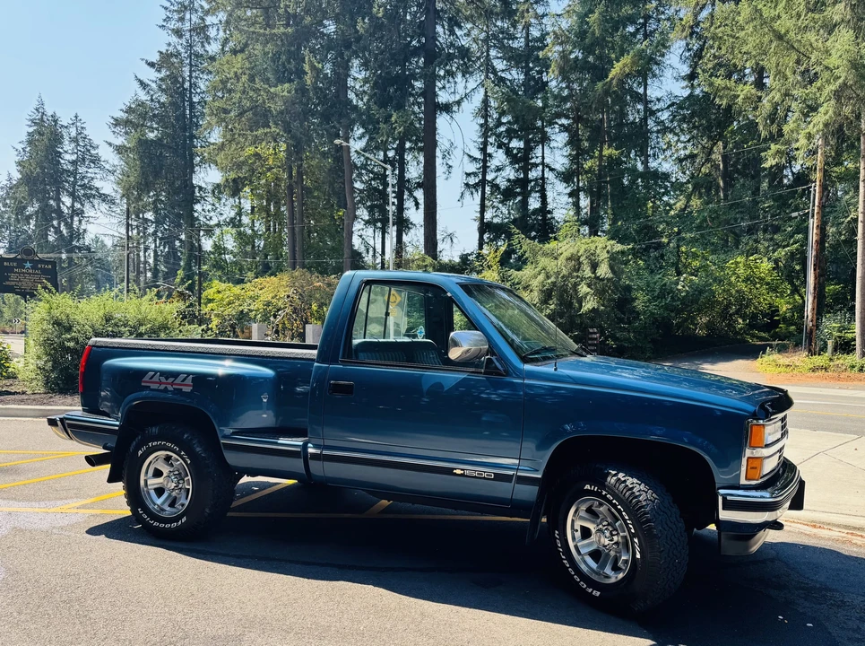 1990 Chevrolet C/K 4th Gen - Image 12 of 31
