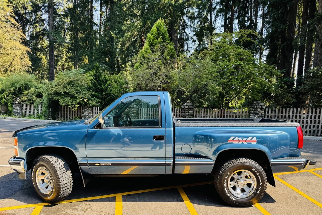 1990 Chevrolet C/K 4th Gen - Image 22 of 31
