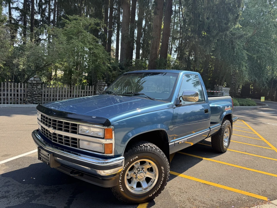 1990 Chevrolet C/K 4th Gen - Image 4 of 31