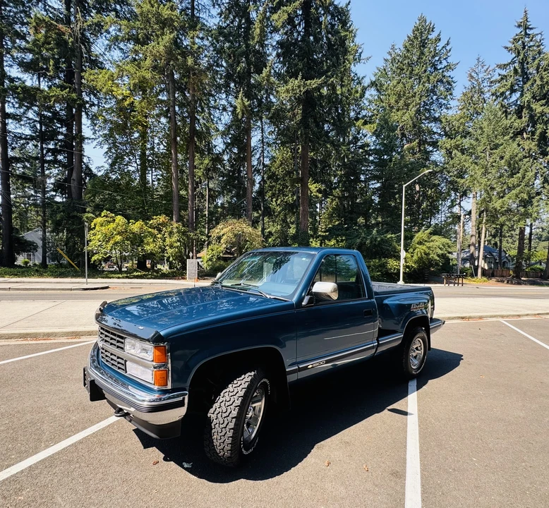 1990 Chevrolet C/K 4th Gen - Image 23 of 31