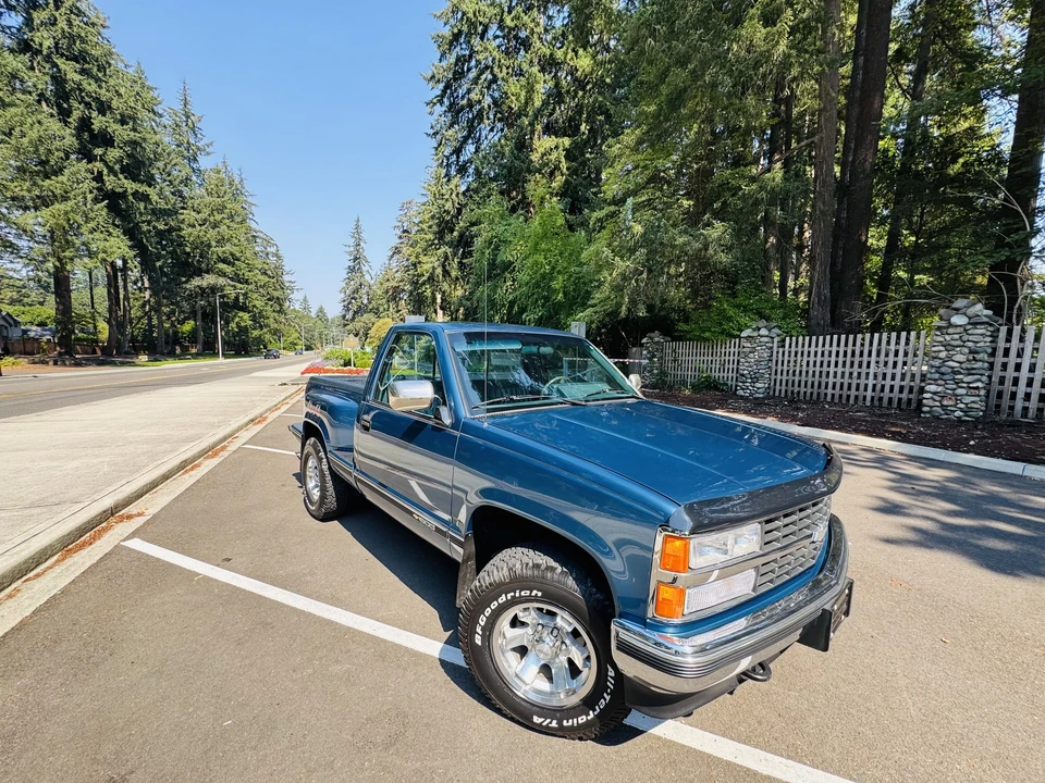 1990 Chevrolet C/K 4th Gen - Image 9 of 31